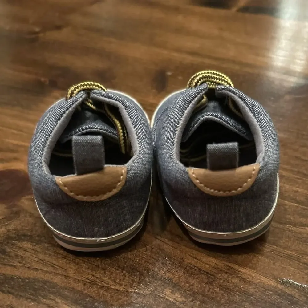 Gap Baby Chambray Slip On Soft Bottom Blue‎ & White Sneakers Size 6-12 Months